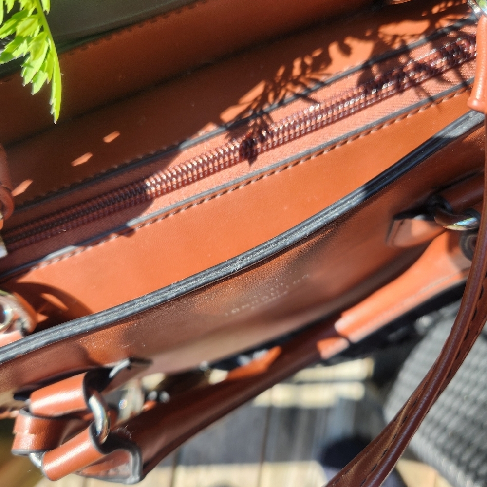 Women's London Fog  Handbag - Picture 5 of 13